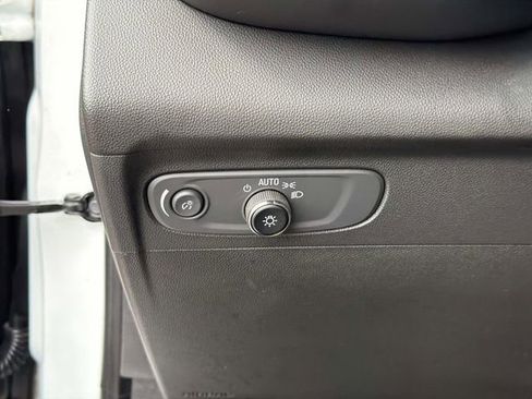 Used 2023 Buick Envision Essence w/ Sport Touring Package FWD image 26