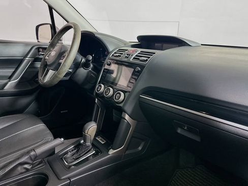 Used 2017 Subaru Forester 2.5i Touring w/ Popular Package #2 image 30