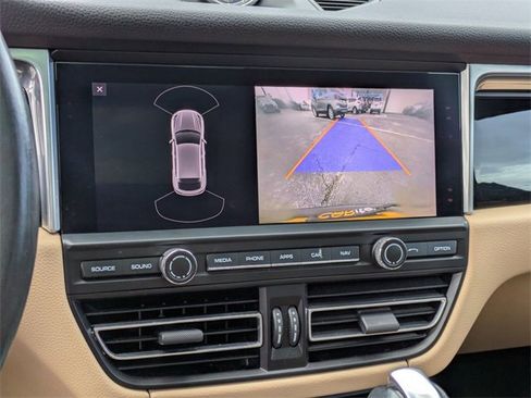 Used 2019 Porsche Macan S image 19