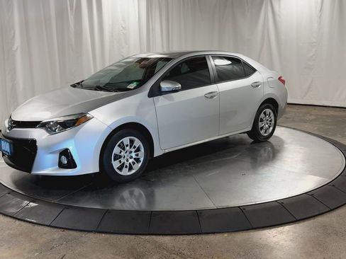 Used 2015 Toyota Corolla S image 6