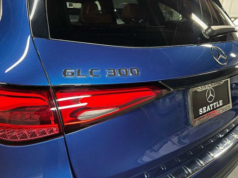 Used 2023 Mercedes-Benz GLC 300 4MATIC image 14