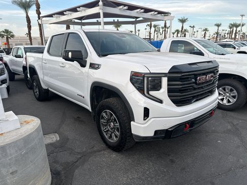 Used 2025 GMC Sierra 1500 AT4 AWD/4WD image 4