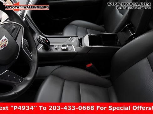 Used 2023 Cadillac XT5 Premium Luxury image 32