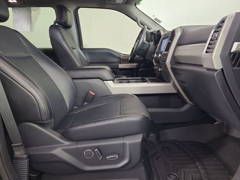 Used 2017 Ford F450 Lariat w/ Lariat Ultimate Package AWD/4WD image 22