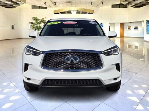 Certified 2025 INFINITI QX50 Pure image 2