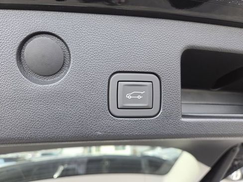 New 2026 GMC Terrain Denali w/ LPO, Floor Liner Package image 17