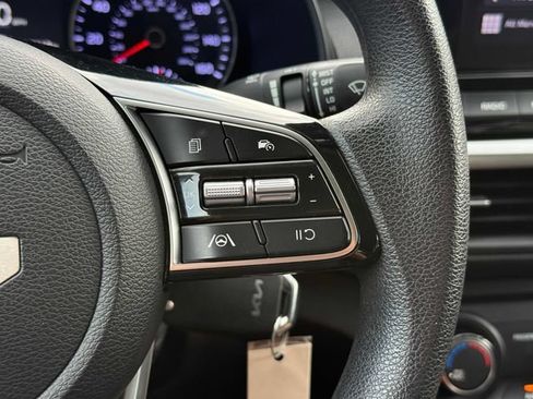 Used 2024 Kia Forte LXS FWD image 12