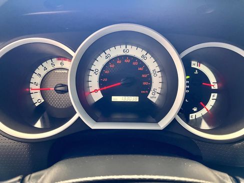 Used 2015 Toyota Tacoma PreRunner w/ SR5 Package image 8