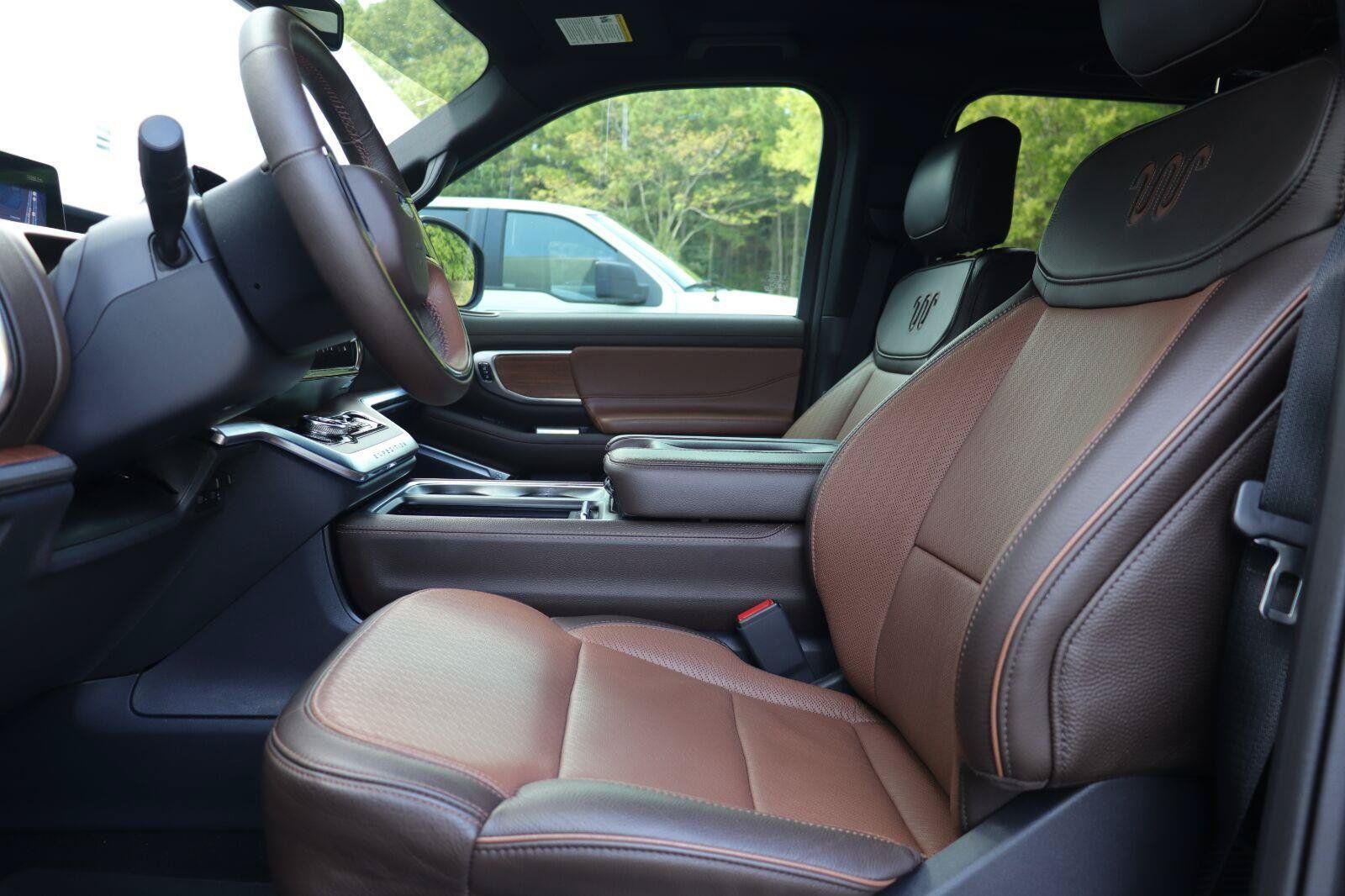 Used 2025 Ford Expedition King Ranch AWD/4WD image 10