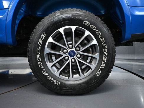 Used 2020 Ford F150 XLT w/ Equipment Group 302A Luxury AWD/4WD image 16