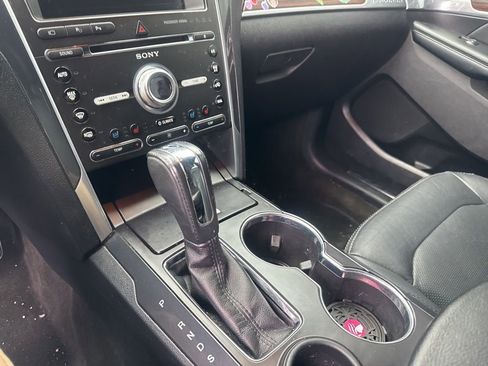 Used 2017 Ford Explorer Limited w/ Equipment Group 301A image 15