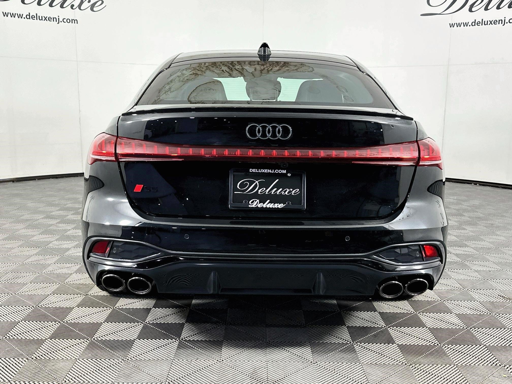 Used 2025 Audi S5 Premium Plus w/ Premium Plus Package AWD/4WD image 5