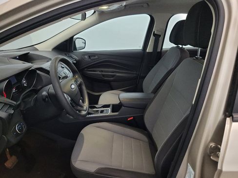 Used 2017 Ford Escape S FWD image 17