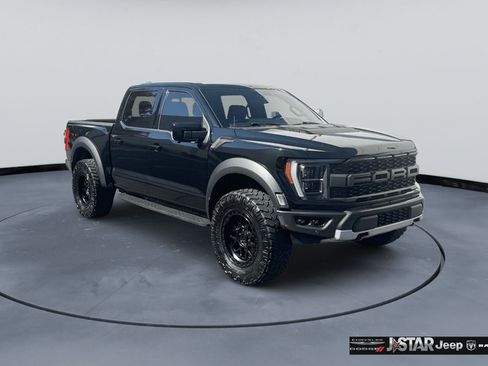 Used 2022 Ford F150 Raptor w/ Raptor 37 Performance Package AWD/4WD image 3