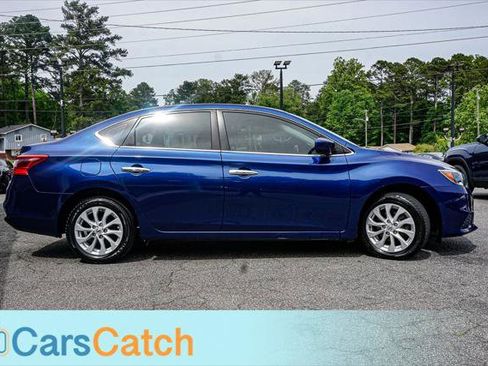 Used 2019 Nissan Sentra SV FWD image 2