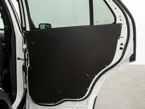 Used 2017 Ford Explorer 4WD Police Interceptor w/ Ready For The Road Package image 18