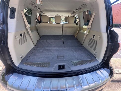 Used 2017 INFINITI QX80 4WD w/ Driver Assistance Package image 35