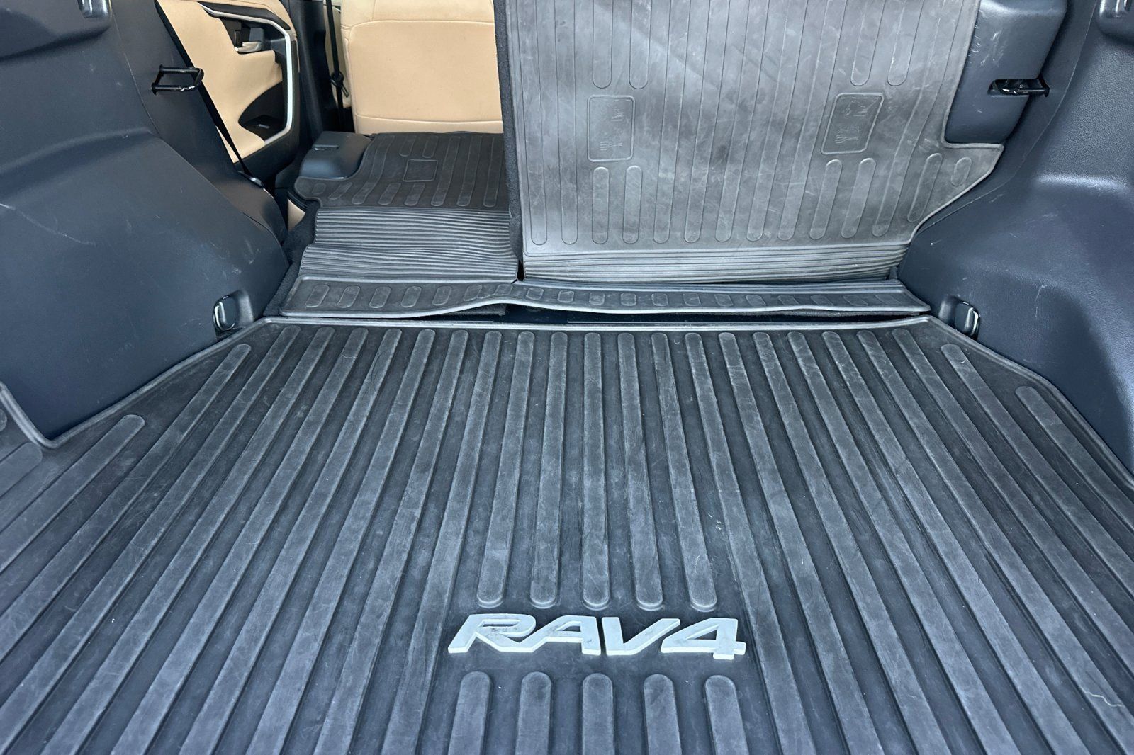 Certified 2023 Toyota RAV4 Limited AWD/4WD image 14