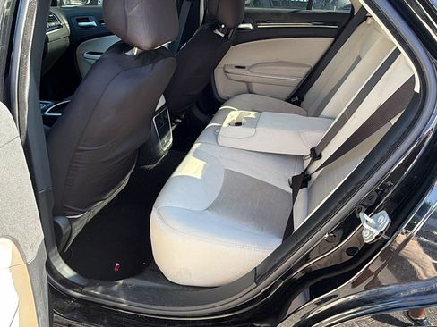 Used 2023 Chrysler 300 Touring w/ Sport Appearance Package RWD image 21