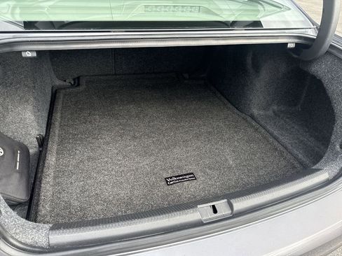 Used 2014 Volkswagen Passat 1.8T SE image 40