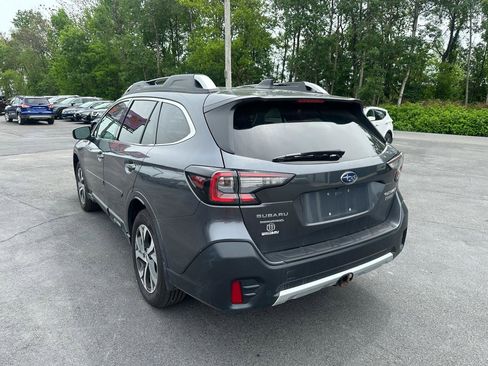 Used 2022 Subaru Outback Touring AWD/4WD image 7