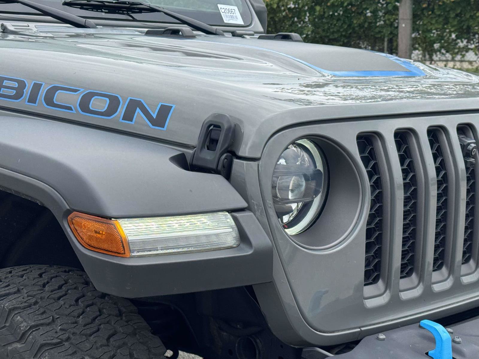 Used 2023 Jeep Wrangler Unlimited Rubicon 4xe w/ Steel Bumper Group AWD/4WD image 6