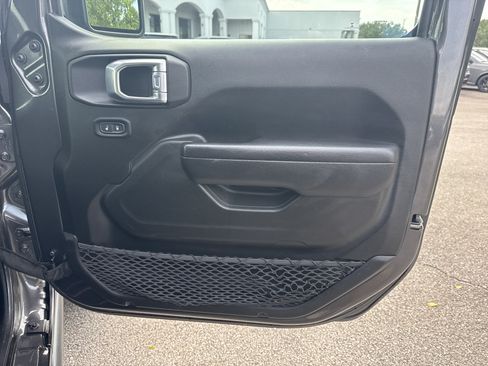 Used 2022 Jeep Wrangler Unlimited Sport AWD/4WD image 14