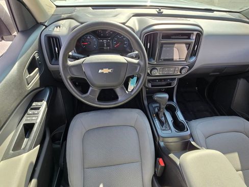 Used 2017 Chevrolet Colorado W/T image 12
