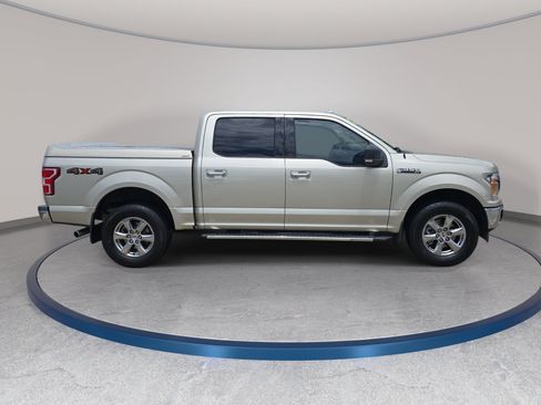 Used 2018 Ford F150 XLT w/ Equipment Group 302A Luxury AWD/4WD image 5