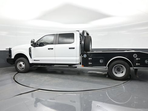 Used 2023 Ford F350 XL AWD/4WD image 20