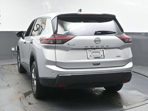 Used 2024 Nissan Rogue S AWD/4WD image 36
