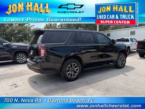 Used 2021 Chevrolet Tahoe Z71 w/ Z71 Off-Road Package AWD/4WD image 11