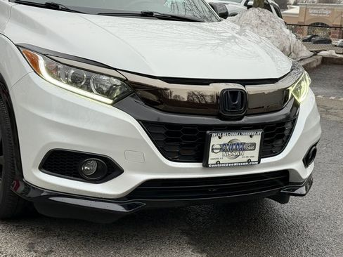 Used 2022 Honda HR-V Sport image 8