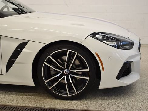 Used 2022 BMW Z4 sDrive30i w/ Premium Package 2 RWD image 14