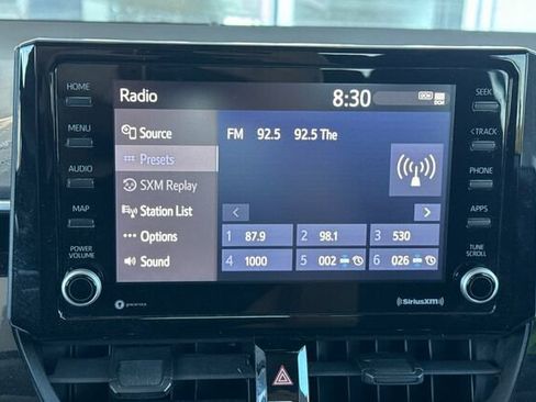 Used 2022 Toyota Corolla LE FWD image 17
