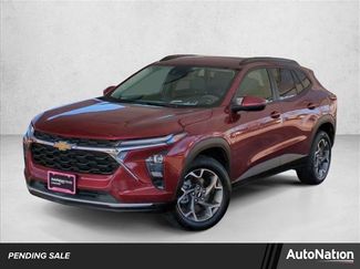 Used 2025 Chevrolet Trax LT video 1