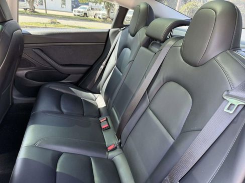 Used 2020 Tesla Model 3 RWD image 13