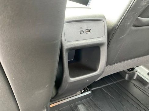 Certified 2025 Buick Envista Sport Touring w/ Convenience I Package image 18