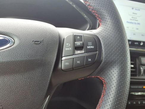 Used 2024 Ford Escape ST-Line w/ Tech Pack #1 FWD image 16
