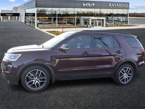 Used 2018 Ford Explorer Sport w/ Equipment Group 401A image 6