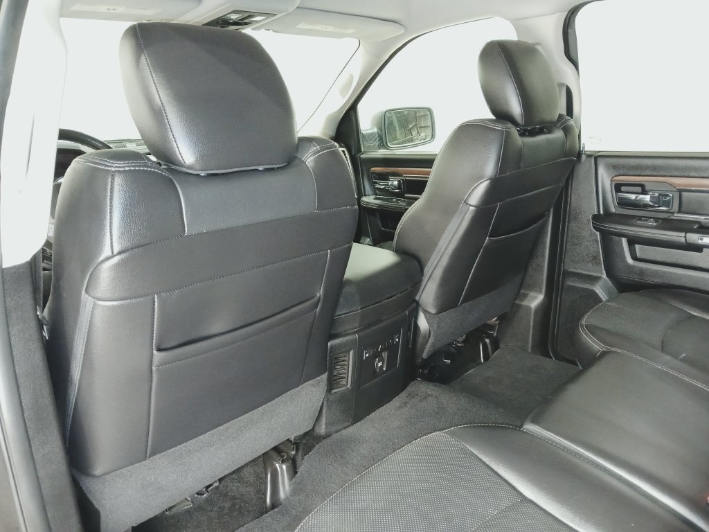 Used 2016 RAM 1500 Laramie w/ Convenience Group AWD/4WD image 13