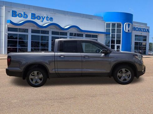 Used 2024 Honda Ridgeline TrailSport image 4