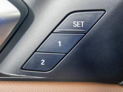 Used 2022 BMW X5 xDrive40i w/ Premium Package image 39