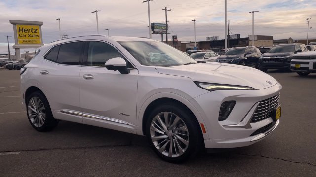 Used 2024 Buick Envision Avenir AWD/4WD image 3