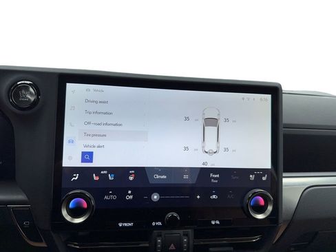 Used 2025 Lexus GX 550 image 25