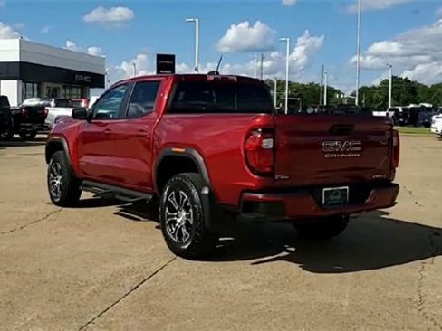Certified 2024 GMC Canyon AT4 w/ AT4 Premium Package image 7