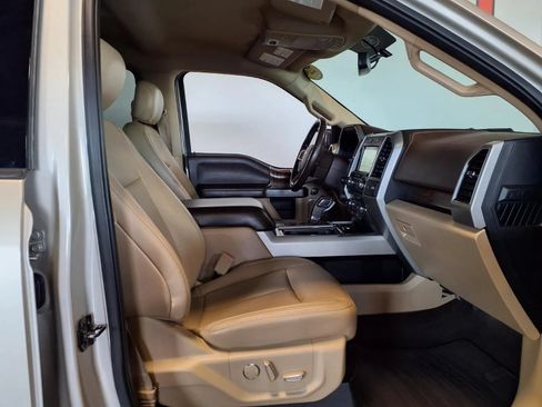 Used 2018 Ford F150 Lariat AWD/4WD image 11