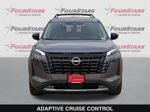 New 2026 Nissan Pathfinder Platinum image 10