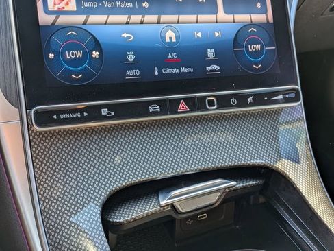 Used 2023 Mercedes-Benz C 300 4MATIC Sedan image 20