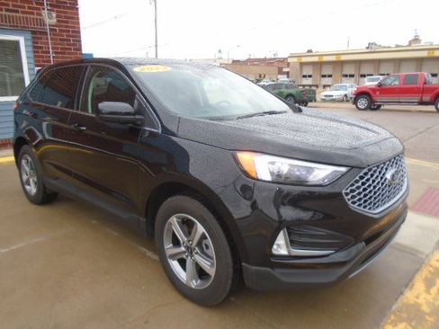 Used 2023 Ford Edge SEL w/ Convenience Package image 13